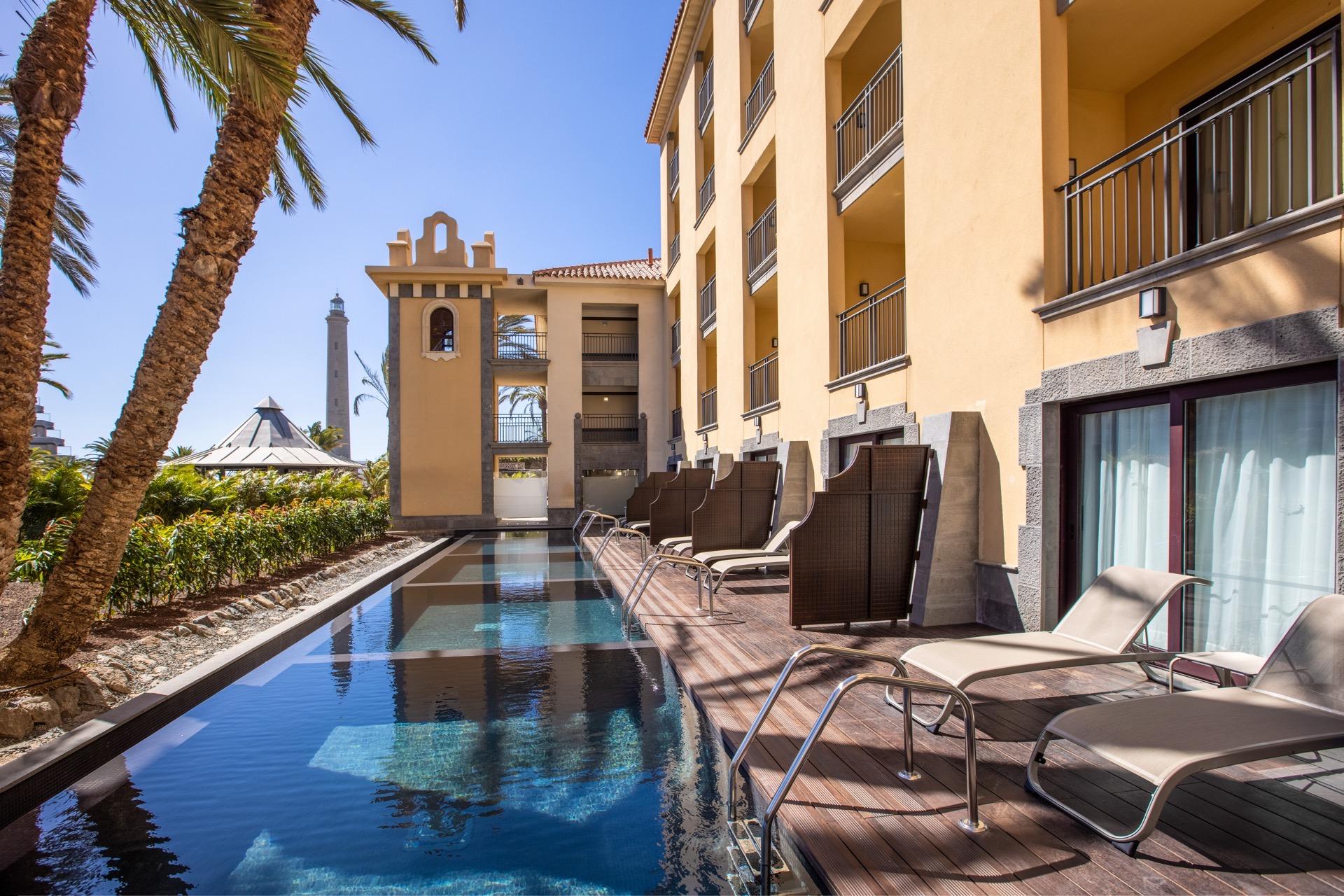 Lopesan Costa Meloneras Resort & Spa 5*