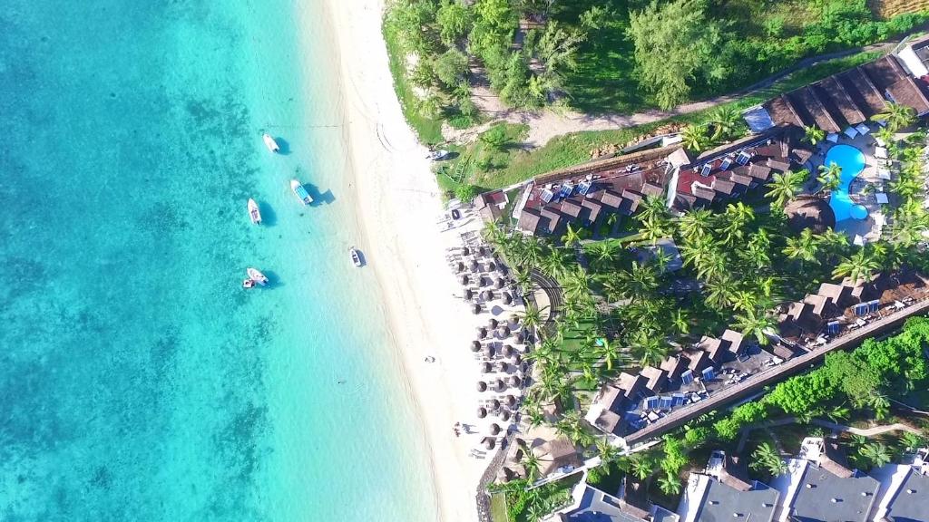 Veranda Palmar Beach 3* - All Inclusive - Authentic Mauritius