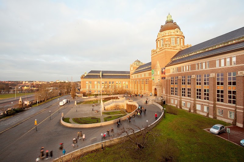 Naturhistoriska riksmuseet och Cosmonova